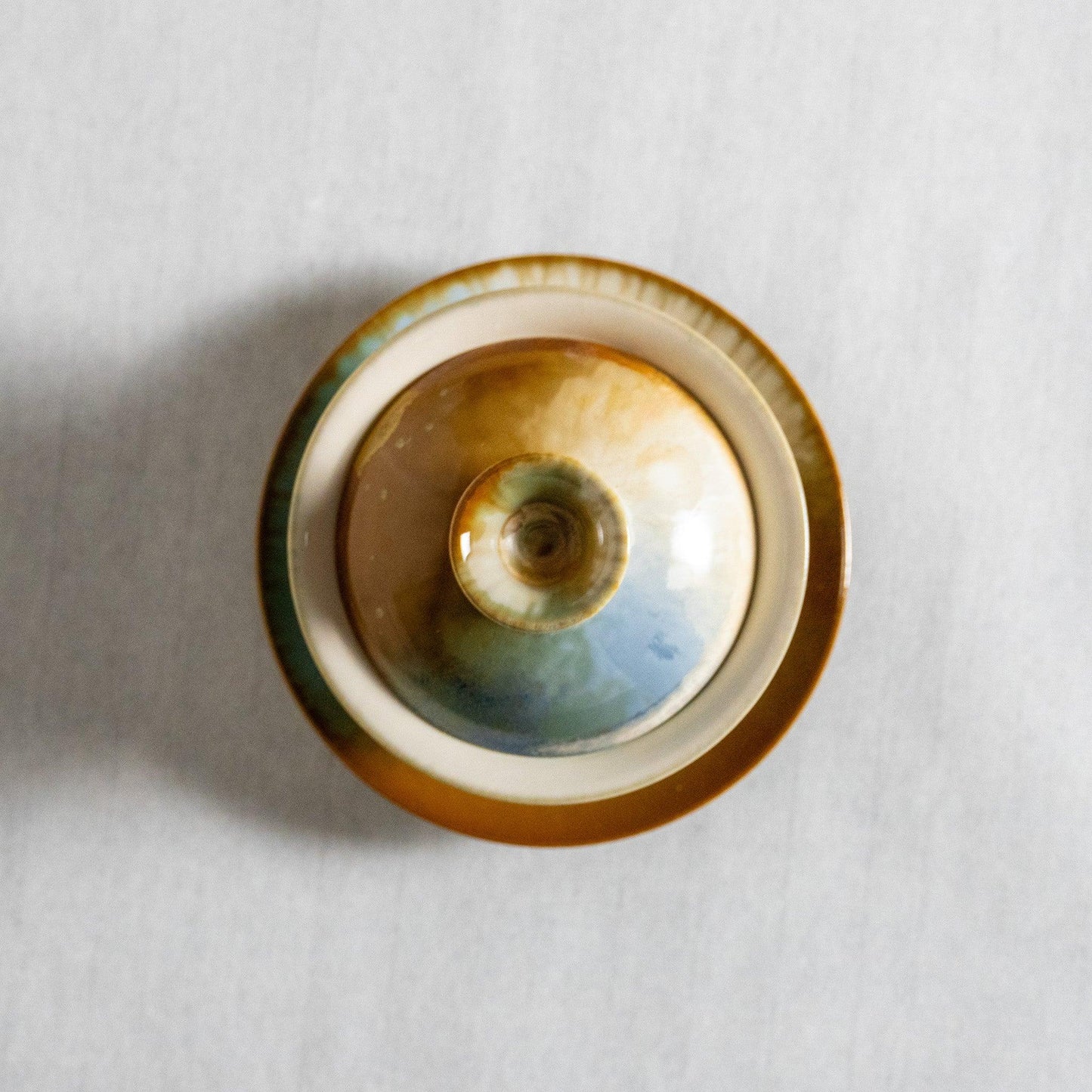 Artisan Jingdezhen Hand-Painted Monet/Morandi Inspired Green Glaze Ceramic Gaiwan - Raf LifeStyle