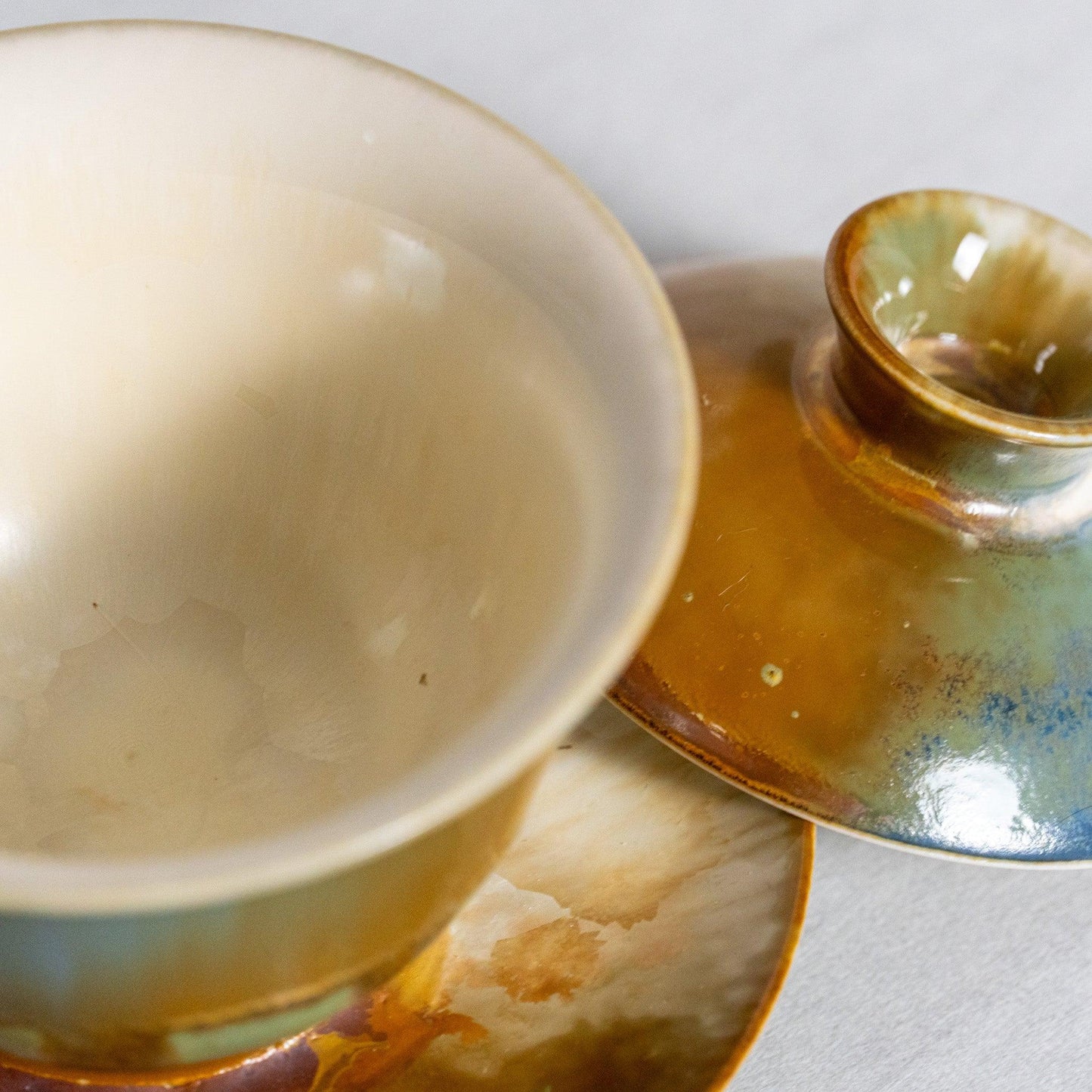 Artisan Jingdezhen Hand-Painted Monet/Morandi Inspired Green Glaze Ceramic Gaiwan - Raf LifeStyle