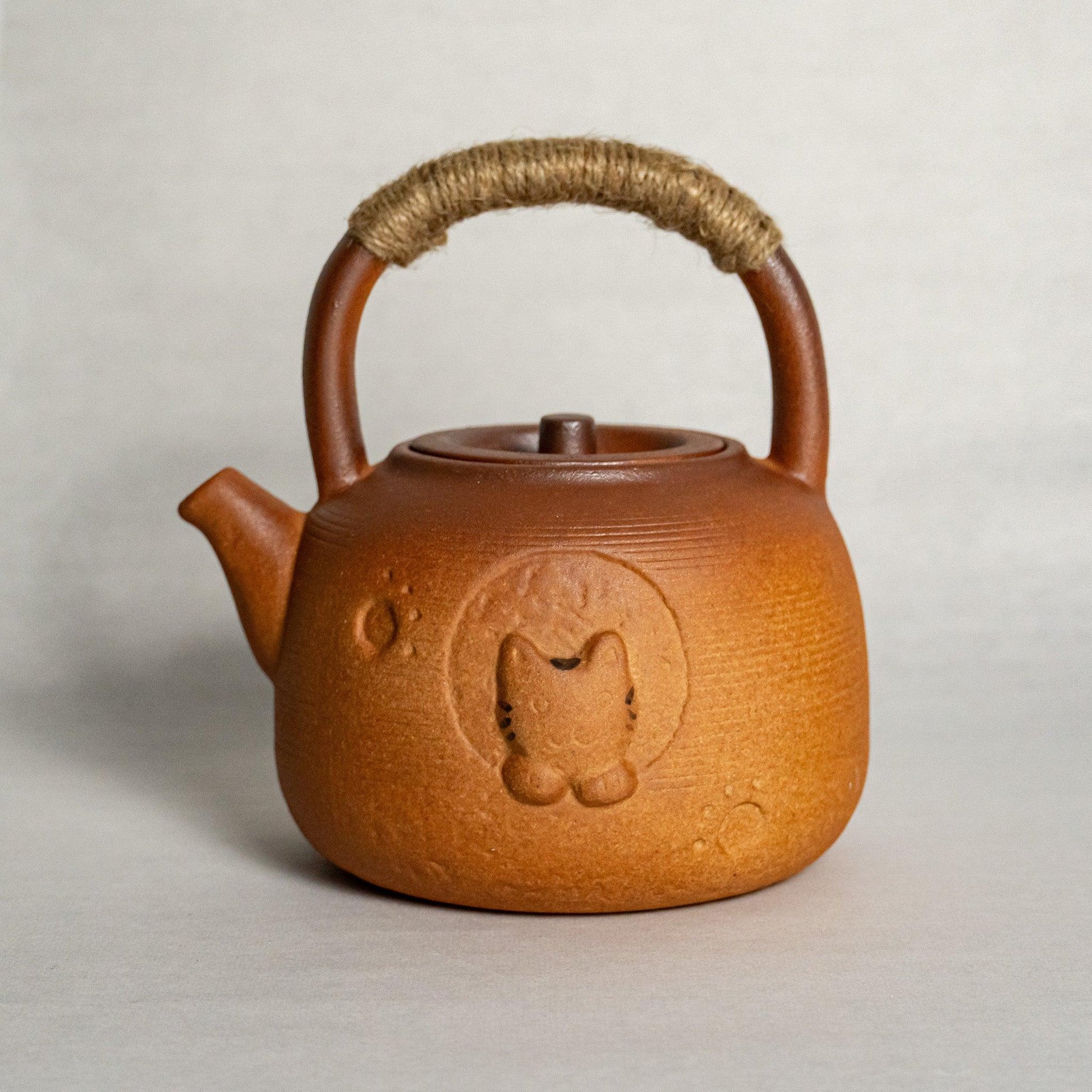 Cat-Themed Clay Teapot - Artisan Handcrafted - Raf LifeStyle