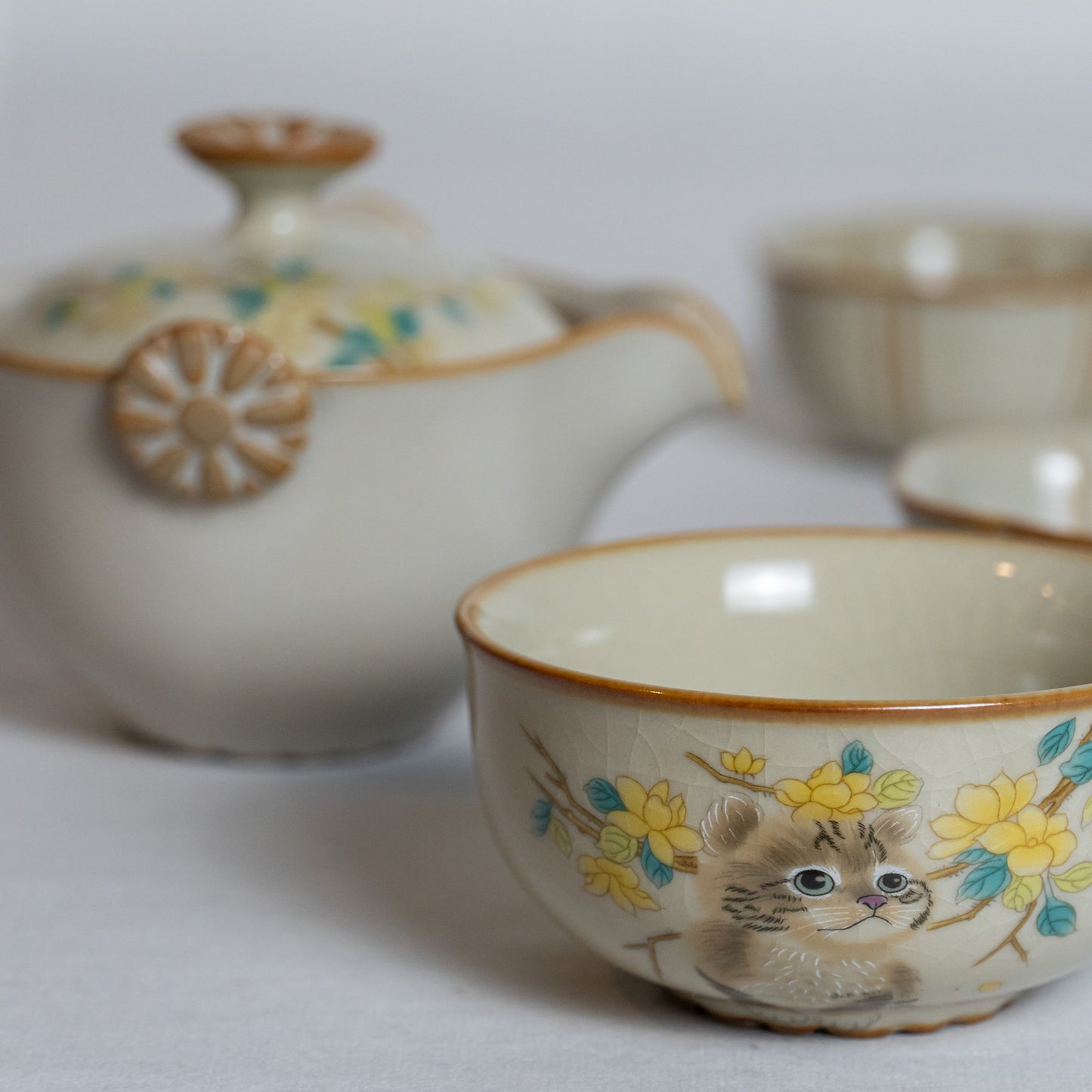 Portable Hand-Painted Cat Themed Porcelain Travel Tea Set