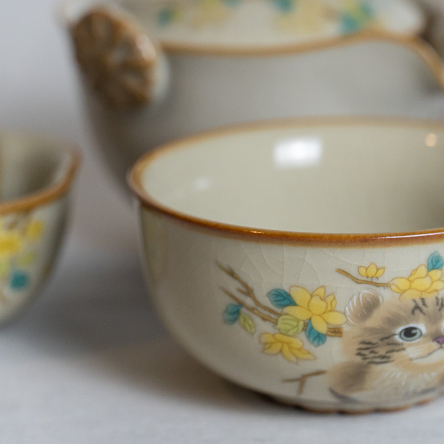 Portable Hand-Painted Cat Themed Porcelain Travel Tea Set